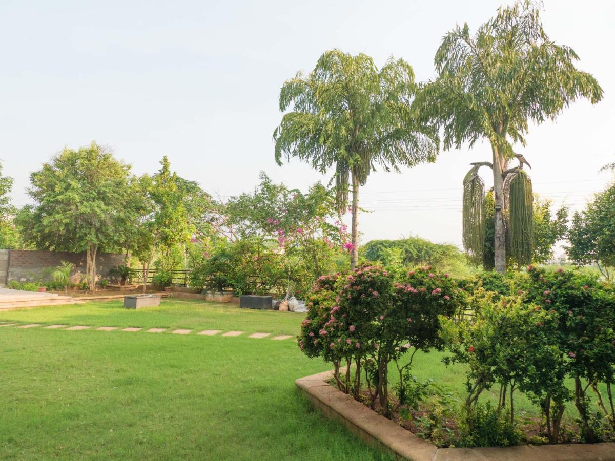 Aashreya Suites Tiruvannāmalai Εξωτερικό φωτογραφία